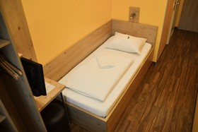 Do Step Inn