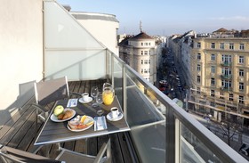 Eurostars Embassy