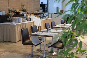 Eurostars Embassy