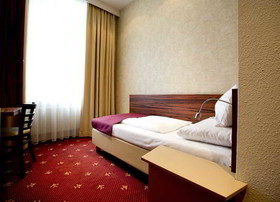Josefine Hotel