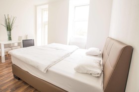 Grand Central Studio Apartments