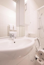 Grand Central Studio Apartments