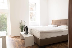 Grand Central Studio Apartments