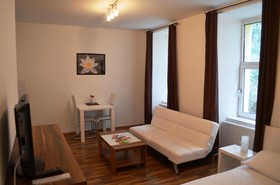Grand Central Studio Apartments