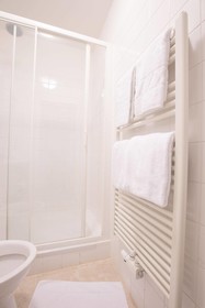 Grand Central Studio Apartments