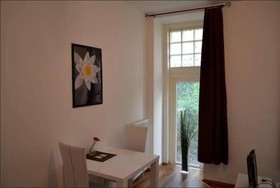 Grand Central Studio Apartments