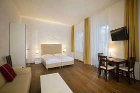 Hahn Apartment