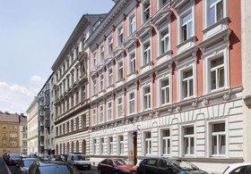 Hahn Apartment