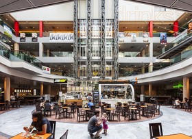 harry’s home Wien Millennium Tower