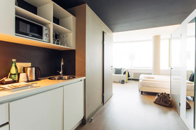 harry’s home Wien Millennium Tower