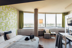 harry’s home Wien Millennium Tower