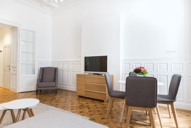 HeyMi Apartments