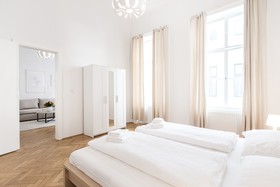 HeyMi Apartments