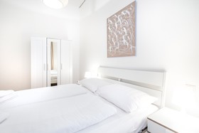 HeyMi Apartments