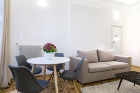 HeyMi Apartments