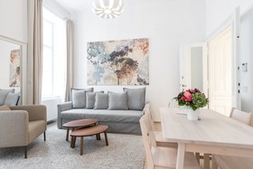 HeyMi Apartments