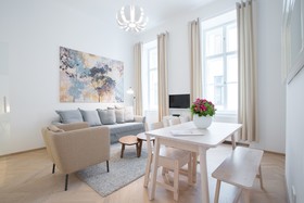 HeyMi Apartments