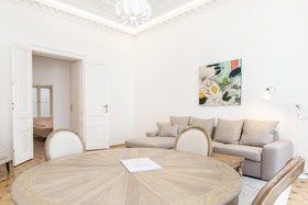 HeyMi Apartments