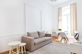 HeyMi Apartments