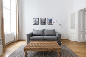 HeyMi Apartments