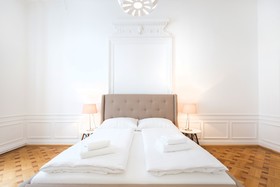 HeyMi Apartments