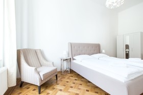 HeyMi Apartments