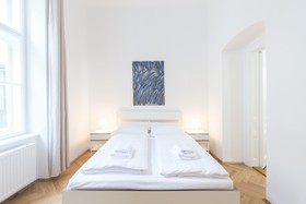 HeyMi Apartments