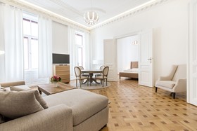 HeyMi Apartments