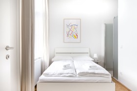 HeyMi Apartments