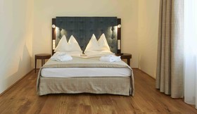 HiLight Suites Hotel