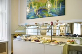HiLight Suites Hotel