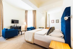 HiLight Suites Hotel
