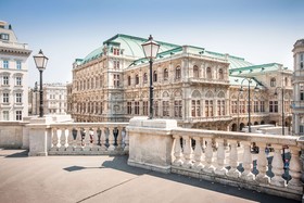 Hilton Vienna Plaza