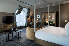 Hilton Vienna Plaza