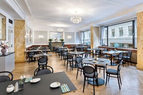 Hotel Astoria Vienna, Curio Collection by Hilton