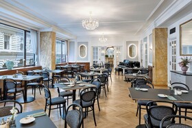 Hotel Astoria Vienna, Curio Collection by Hilton