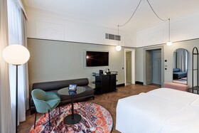 Hotel Astoria Vienna, Curio Collection by Hilton