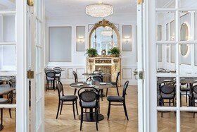 Hotel Astoria Vienna, Curio Collection by Hilton