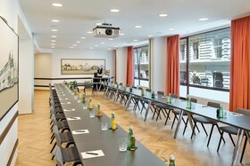 Hotel Astoria Vienna, Curio Collection by Hilton