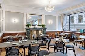 Hotel Astoria Vienna, Curio Collection by Hilton
