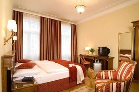 Hotel Astoria Vienna, Curio Collection by Hilton