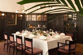 Hotel Astoria Vienna, Curio Collection by Hilton