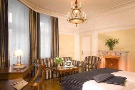Hotel Astoria Vienna, Curio Collection by Hilton