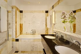 Hotel Bristol, a Luxury Collection Hotel, Wien