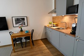 Jimmy's Apartments 11