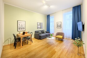 Jimmy's Apartments Dandelion