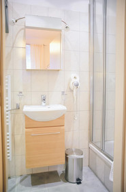 Jl Apartments