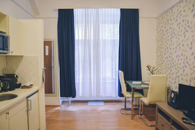 Jl Apartments