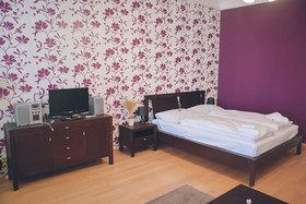 Jl Apartments