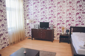 Jl Apartments